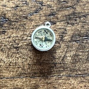 Compass Charm - Find your way!